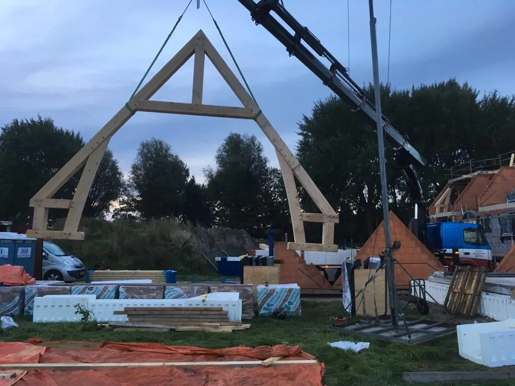 Eiken gebint in een nieuwbouwvilla