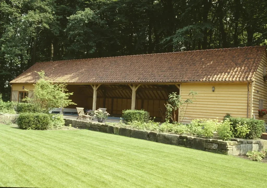 Eiken gastenverblijf met sauna in Twente