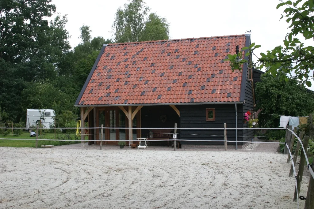 Stal herbestemd tot eiken vakantiewoning