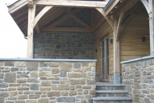 natuursteengevel en trap showwoning ardennen