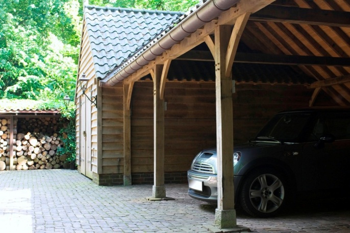 eiken garage met carports voor mini