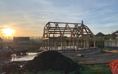 eikenhouten woning met robuust eiken frame