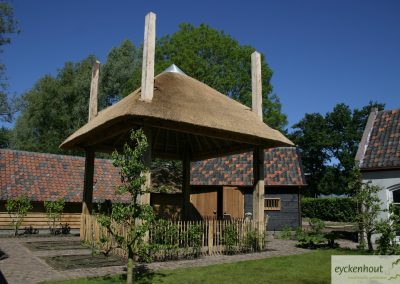 eikenhooiberg-eikenbijgebouwen-oudepannen